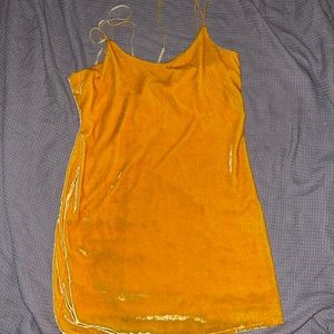 NEVER WORN YELLOW VELVET DRESS ZARA